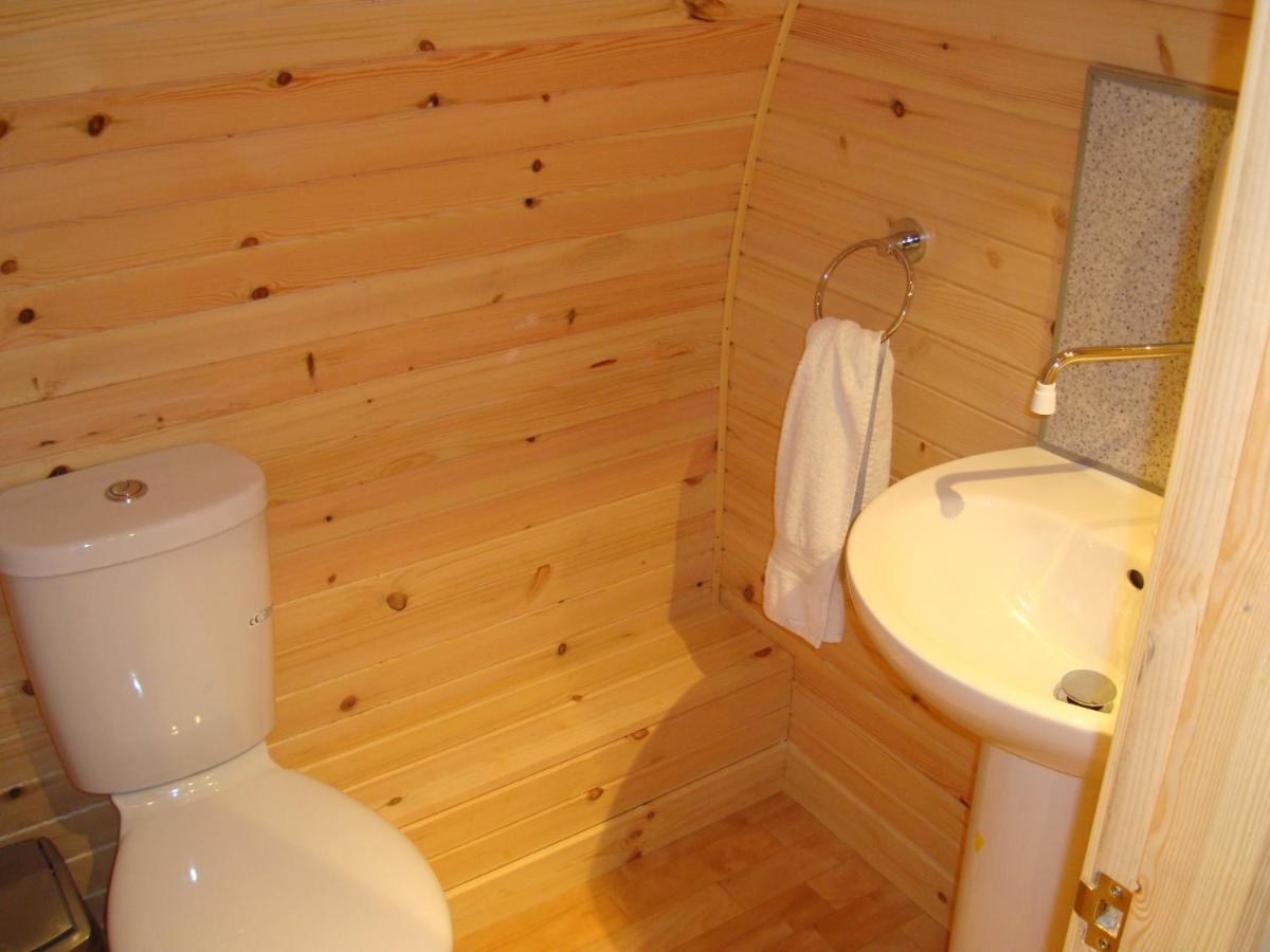 Glamping Hut - By The Way Campsite Tyndrum Exterior foto